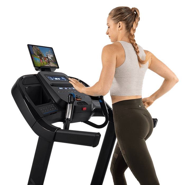 HORIZON 7.0 AT TREADMILL